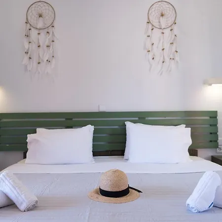 Christina Beachfront By Hotelius 4*