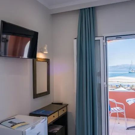 Christina Beachfront By Hotelius