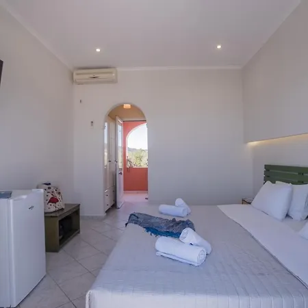 Bed and breakfast Christina Beachfront By Hotelius 2*