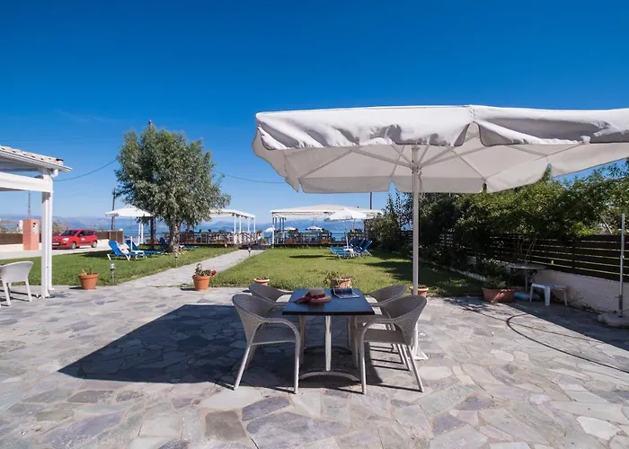 Christina Beachfront By Hotelius Petrití