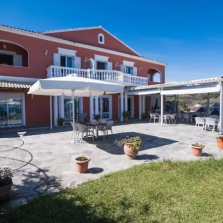 Christina Beachfront By Hotelius