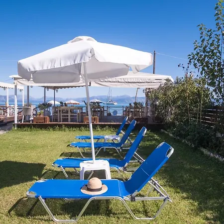 Christina Beachfront By Hotelius 4*
