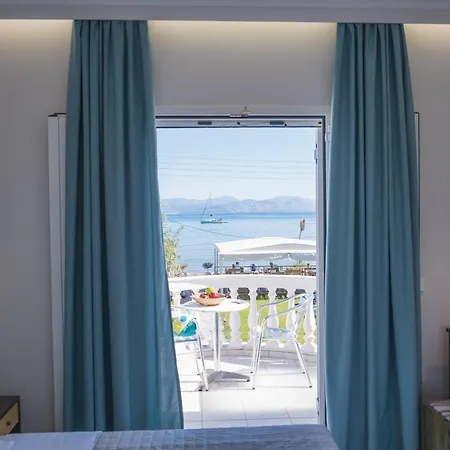 Christina Beachfront By Hotelius Bed & Breakfast 2*